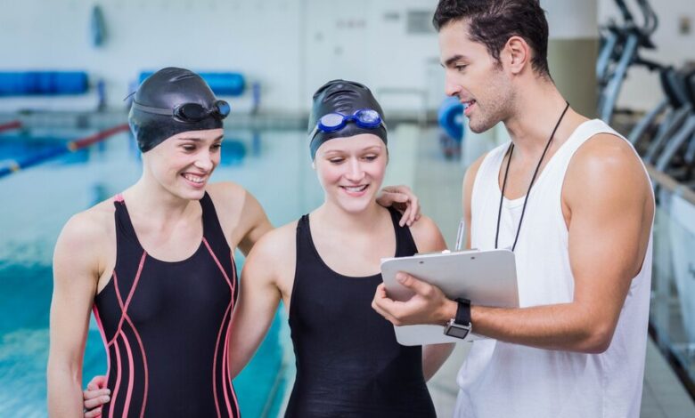 How to Start a Career as a Swimming Teacher