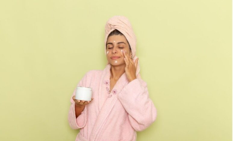 Nighttime Renewal: Unlocking Smoother Skin with Anti-Aging Creams 