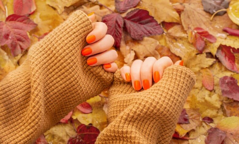 Fall Nails 2024: Colors Designs and DIY Tips to Nail the Season